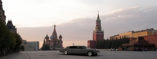 Tổng thống Nga Putin muốn thay S-Class bằng ZiL Limousine 26