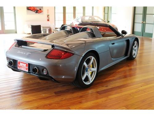 Porsche Carrera GT được rao bán trên eBay 7