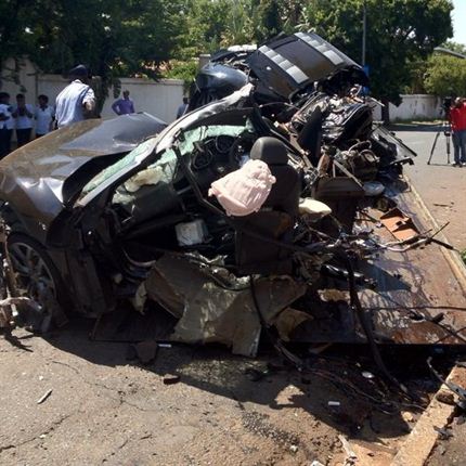 Audi R8 Spyder gặp tai nạn thảm khốc tại Nam Phi 1