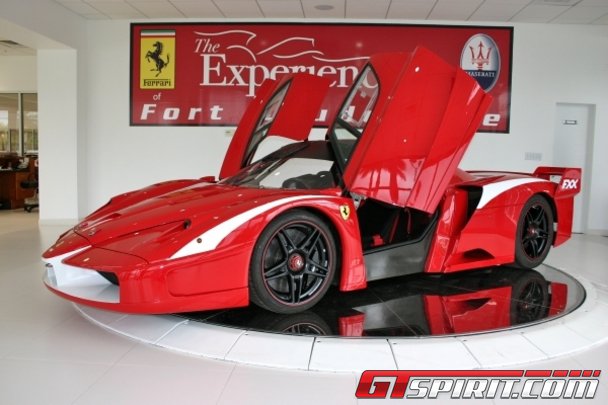 Hàng hiếm Ferrari FXX được rao bán tại Mỹ 4