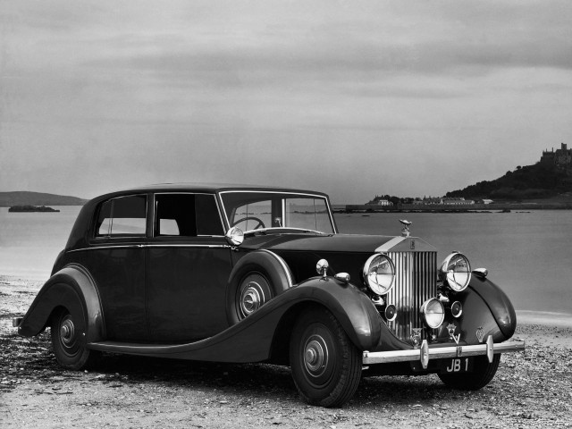 Rolls-Royce Ghost Coupe có tên chính thức là Wraith 1