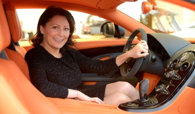 Nữ nhân viên bán hàng xuất sắc nhất của Bugatti 2