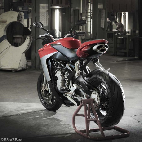 MV Agusta Turismo Veloce 800 Adventure: Thiết kế cách mạng 2