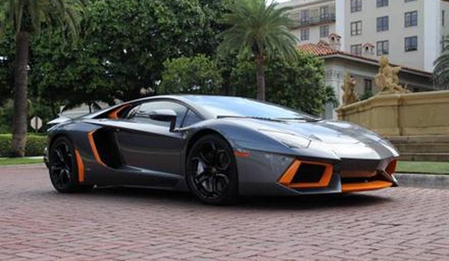 Lamborghini Aventador màu độc có giá nửa triệu Đô 4
