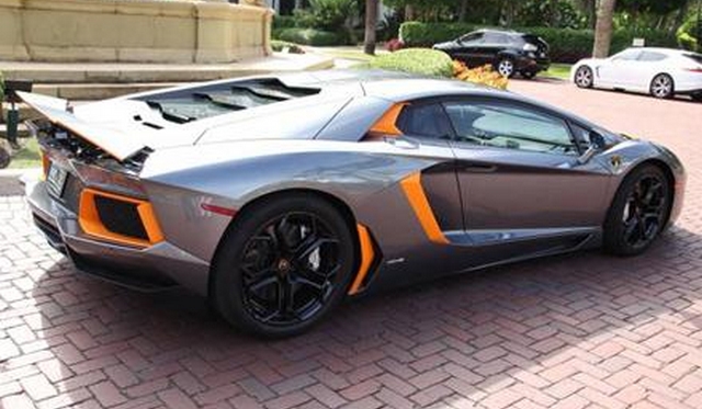 Lamborghini Aventador màu độc có giá nửa triệu Đô 6