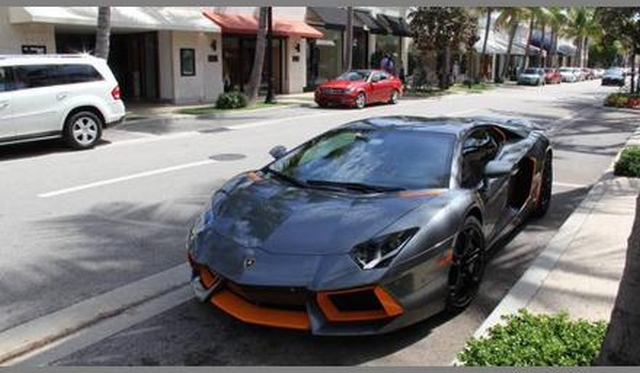 Lamborghini Aventador màu độc có giá nửa triệu Đô 7