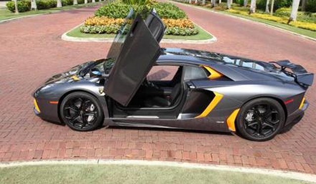 Lamborghini Aventador màu độc có giá nửa triệu Đô 10