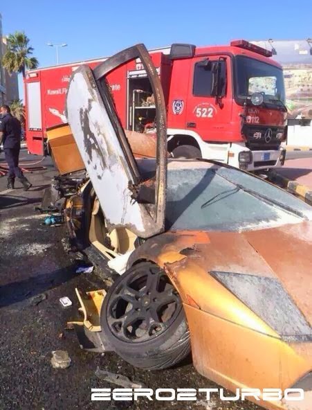 Lamborghini Murcielago nát tươm tại Kuwait 2