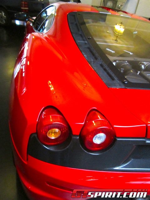 Siêu xe Ferrari 430 Scuderia của Michael Schumacher được rao bán 11