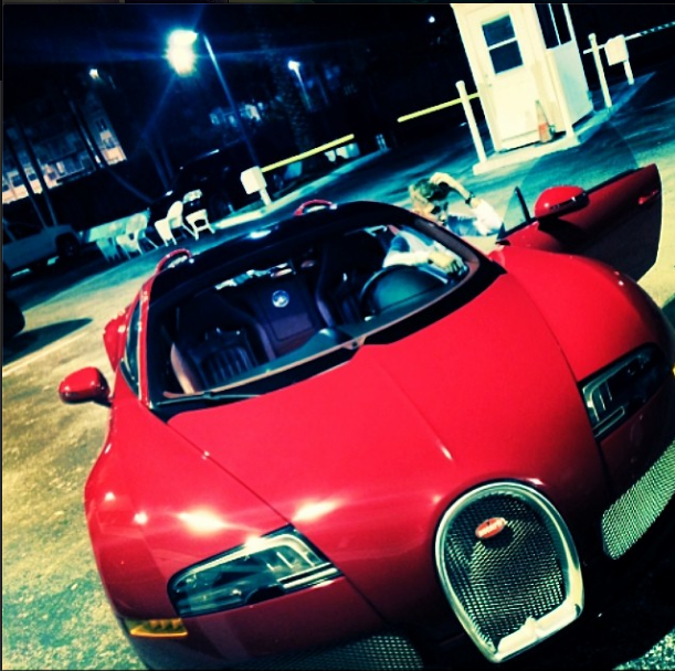 Justin Bieber được tặng Bugatti Veyron 1
