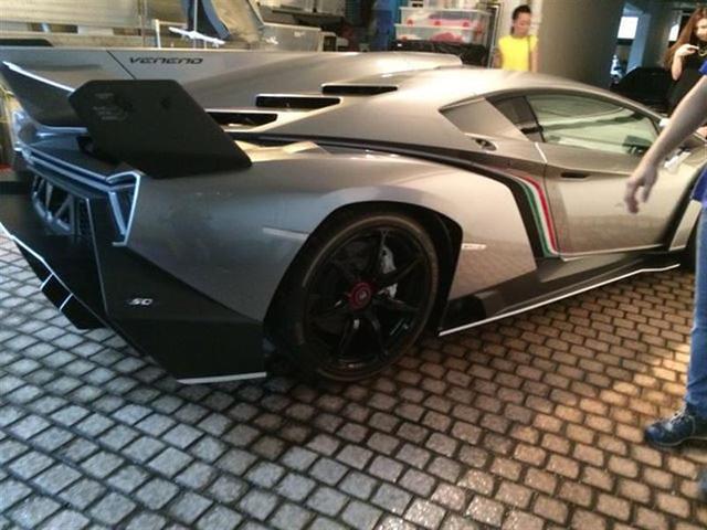 Lamborghini Veneno cuối cùng đến Hồng Kông 10