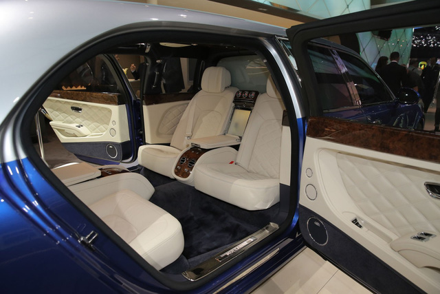 
Nội thất của Bentley Mulsanne Grand Limousine
