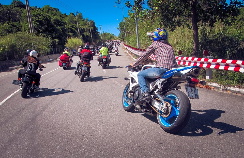 
Việc cùng nhau diễu hành qua các tuyến phố Đà Nẵng cũng chính thức khép lại sự kiện Vietnam Bike Week 2016.
