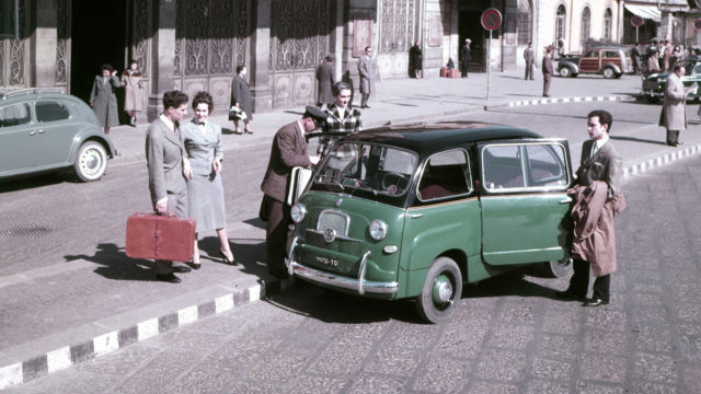 
Fiat tại Melbourne 1956.
