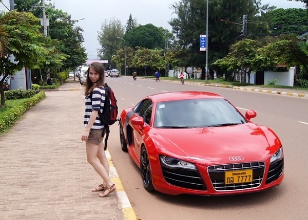 
Nhiều siêu xe hàng đầu thế giới đều có mặt tại Lào. Ảnh: Globe-Explores

