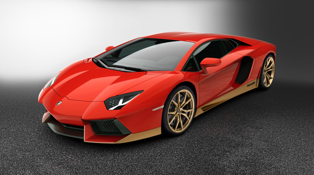 
Nếu cảm thấy màu sơn của Lamborghini Huracan Miura Hommage Edition quen quen thì bạn đã đúng. Cách đây không lâu, hãng Lamborghini cũng đã trình làng phiên bản đặc biệt tương tự của Aventador mang tên Miura Hommage. Hiện chưa rõ giá bán của chiếc siêu xe đặc biệt do chương trình Ad Personam phát triển.
