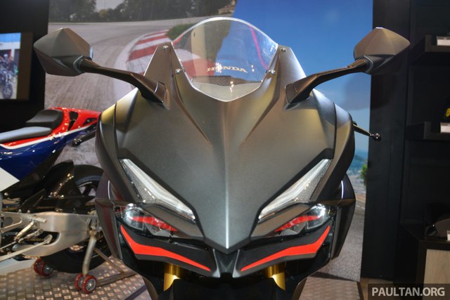 Honda CBR250RR tạm thời không có phiên bản màu Repsol.