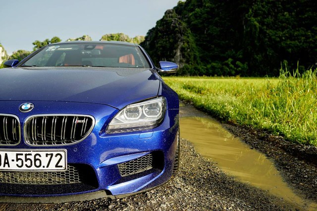 
Nếu khách hàng chọn thêm gói trang bị M Driver, BMW M6 Gran Coupe có thể đạt vận tốc tối đa lên đến 305 km/h. Mức tiêu thụ nhiên liệu trung bình theo công bố của nhà sản xuất là 9,9 lít/100 km.
