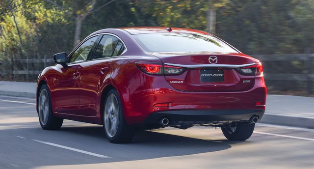 Ở phiên bản 2017, Mazda6 được cải tiến nội thất, hệ dẫn động và bổ sung công nghệ tương tự người anh em Mazda nâng cấp đã ra mắt tại thị trường Nhật Bản vào hồi tháng 7 vừa qua.