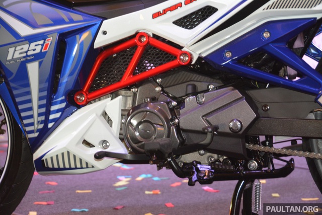 
Trái tim của SYM Sport Rider 125i là động cơ xy-lanh đơn, 4 kỳ, SOHC, làm mát bằng gió, dung tích 123 cc. Động cơ tạo ra công suất tối đa 9,5 mã lực tại vòng tua máy 8.000 vòng/phút và mô-men xoắn cực đại 10,8 Nm tại vòng tua máy 5.500 vòng/phút.
