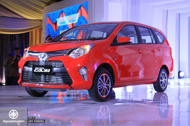 
Cuối cùng thì mẫu MPV giá mềm Toyota Calya cũng đã chính thức ra mắt, trước thời điểm triển lãm ô tô quốc tế Gaikindo Indonesia 2016 khai mạc. 

