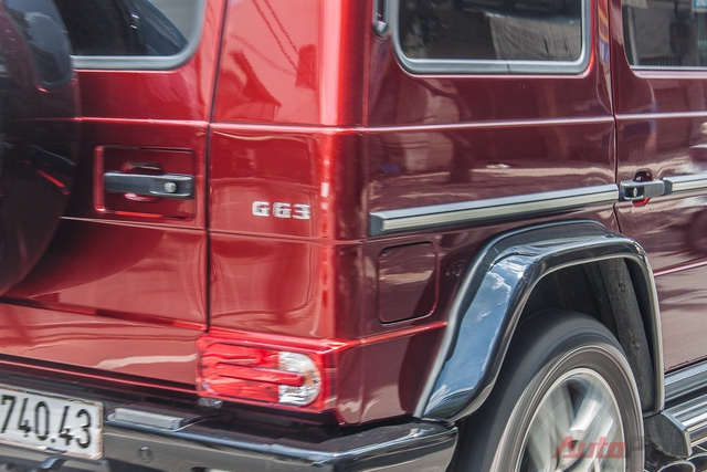 
Theo giới thạo tin, để sở hữu màu sơn độc đáo này khách hàng đã chi trả thêm 700 triệu Đồng. Được biết, chiếc Mercedes-Benz G63 AMG màu độc này khi về nước có giá bán vào khoảng 8,3 tỷ Đồng.
