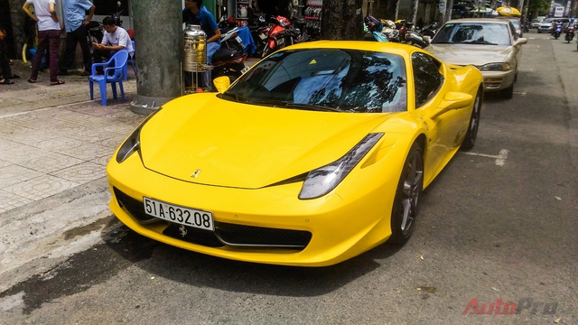 
Tới nay, siêu xe Ferrari 458 Italia đã trở thành cái tên khá quen thuộc trong cuộc chơi siêu xe tại Việt Nam nhiều màu sắc như vàng, đỏ, trắng,...
