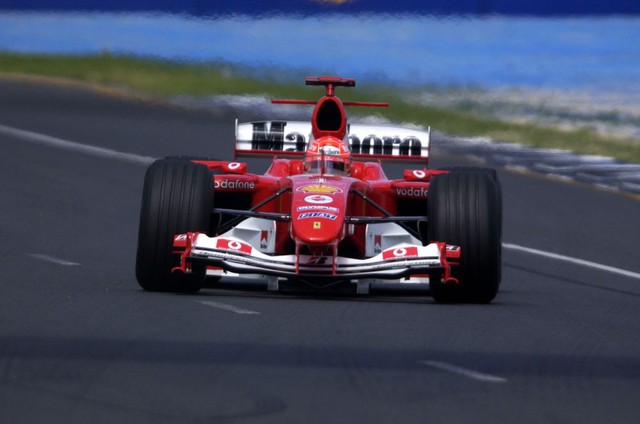 
Ferrari F2004 là một trong những mẫu xe thành công nhất trong lịch sử của giải đua F1. Xe từng được lái bởi tay đua Michael Schumacher và vô địch năm 2004.
