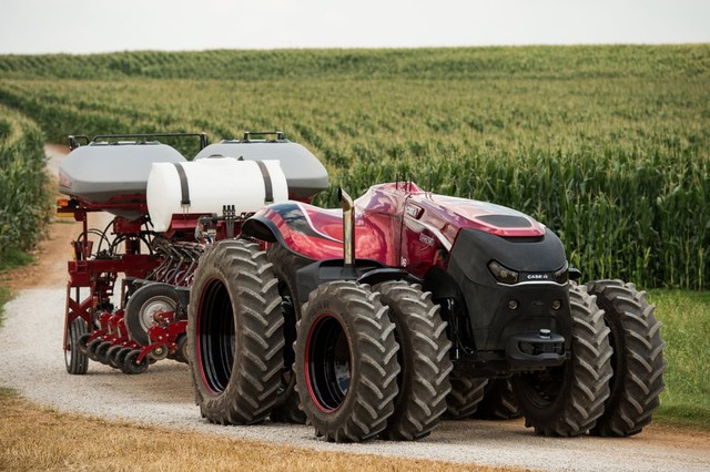 
Chiếc máy kéo này được thiết kế cho các cánh đồng nhằm cải thiện năng suất và giảm bớt sự vất vả của người nông dân.
