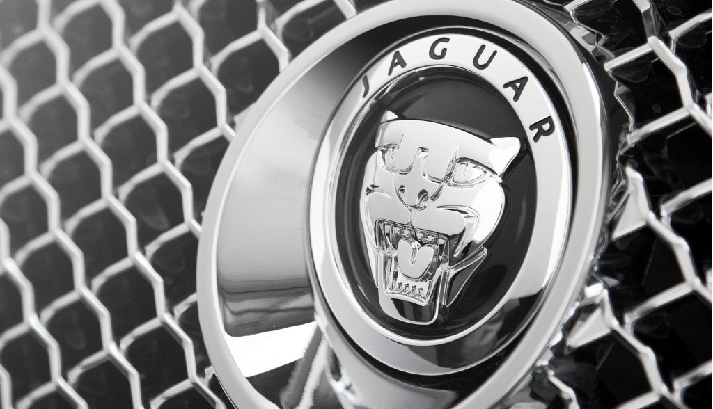 Jaguar xem xét về việc trình làng mẫu Compact mới 1