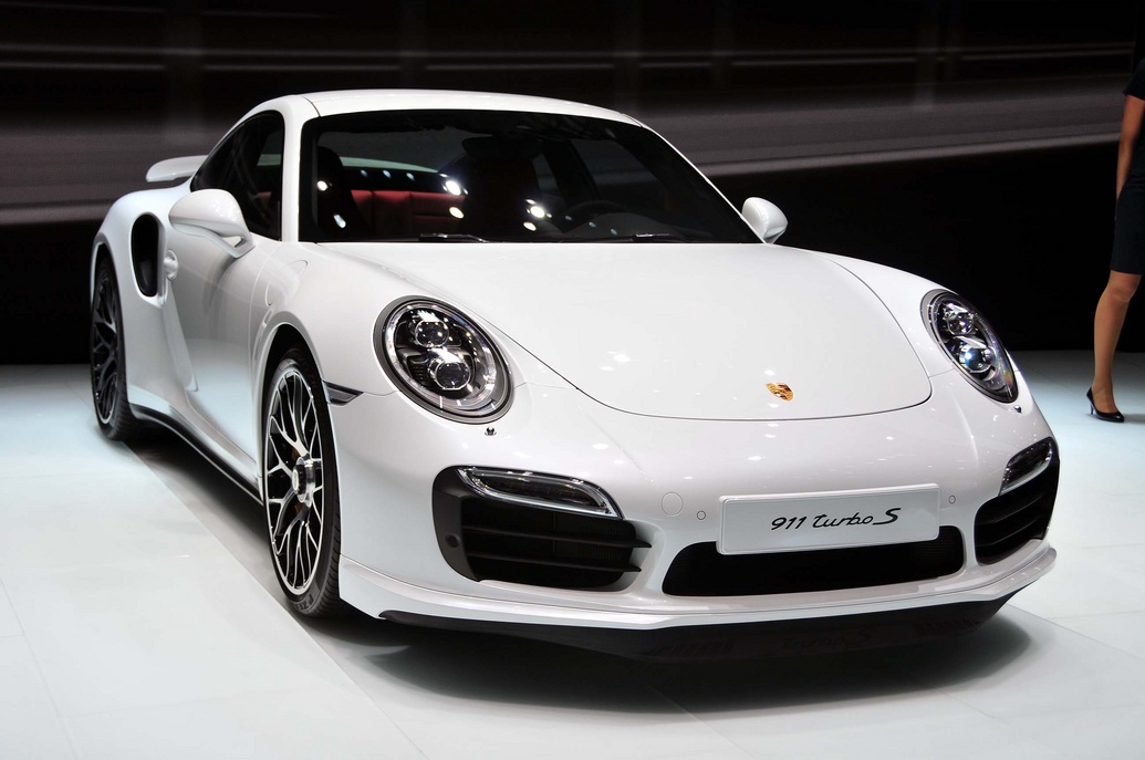 Porsche 911 Turbo và Turbo S linh hoạt hơn ARS 1