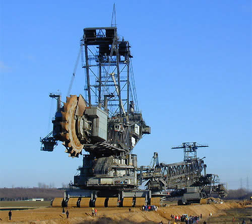 Bagger 288 - Máy đào đất đắt nhất, lớn nhất thế giới 1