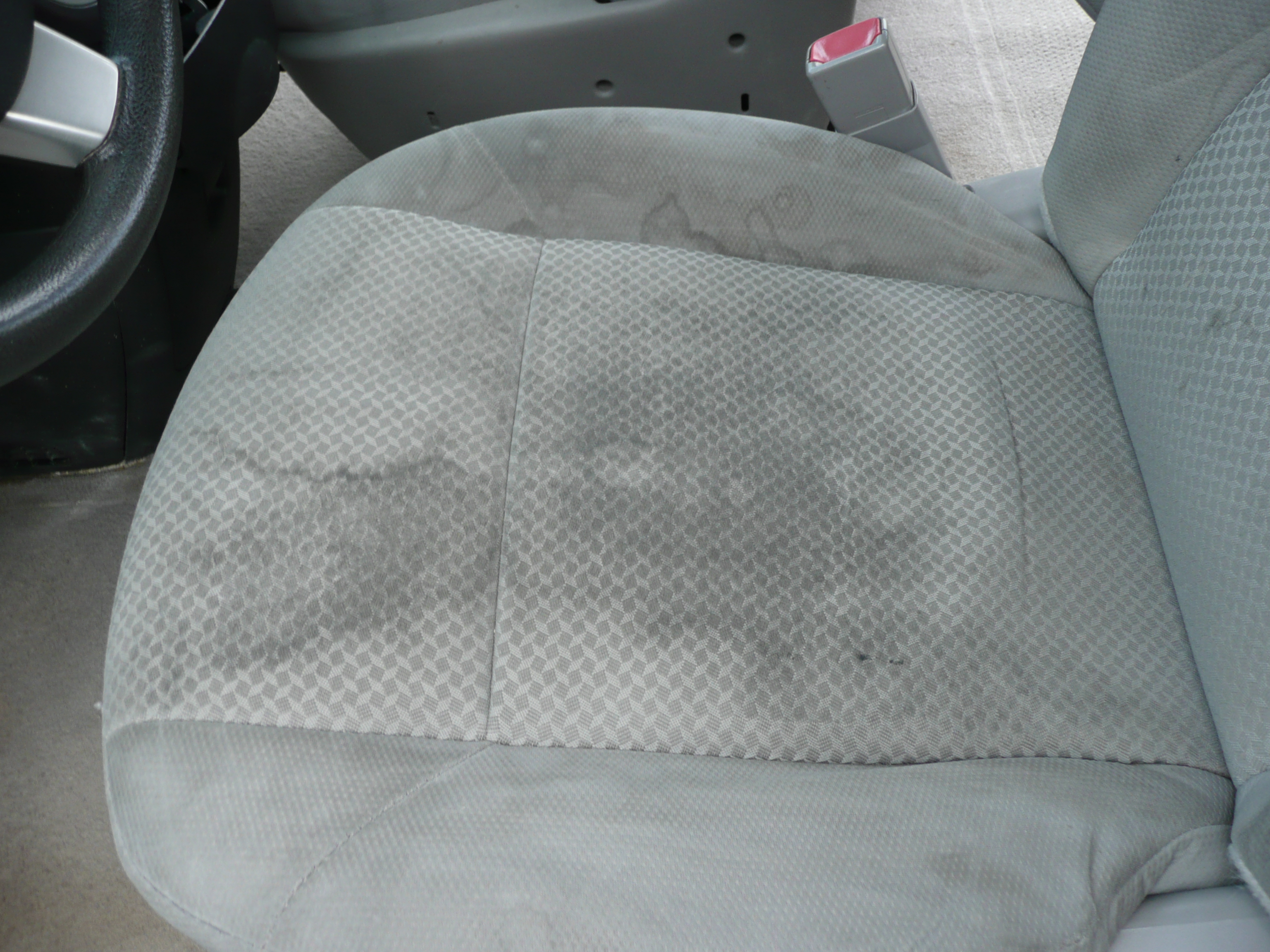 car-stain-44420.jpg