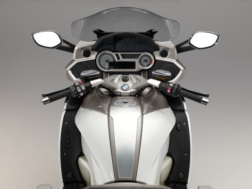 BMW K1600 GTL Exclusive: Đẳng cấp xe đường trường hạng sang 9