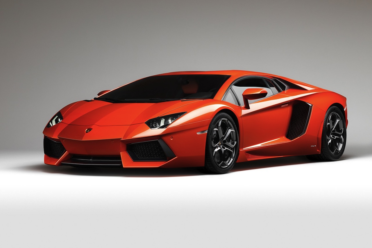 Nhìn lại những mẫu siêu xe đã làm nên nhãn hiệu Lamborghini 15