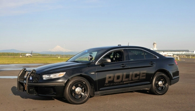 Ford Police Interceptor - Xe cảnh sát tiết kiệm nhiên liệu nhất  3