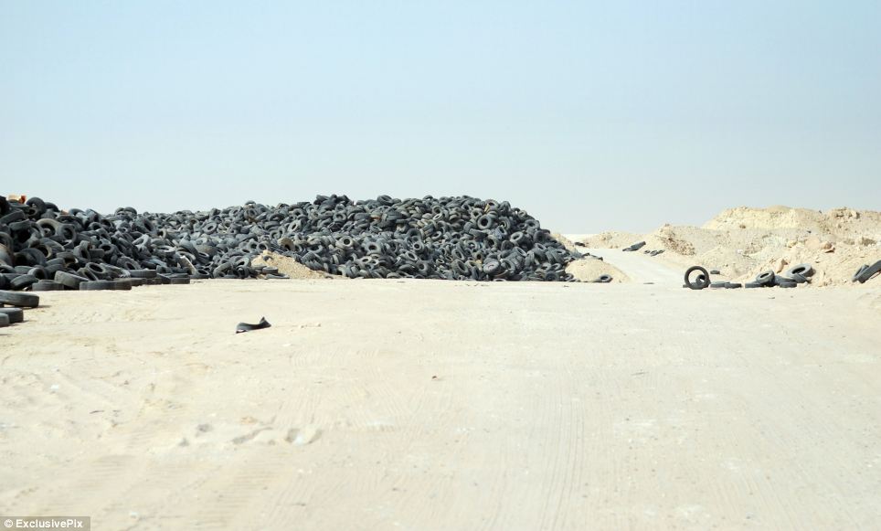 Kuwait - Nghĩa địa lốp xe lớn nhất thế giới 4
