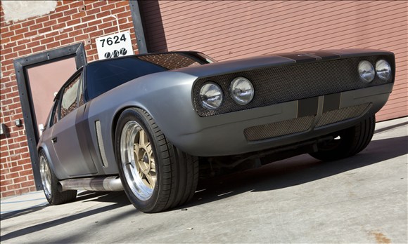 Danh sách 10 mẫu xe ấn tượng nhất trong loạt phim "Fast and Furious" 8
