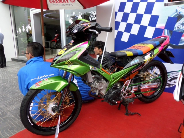 Ảnh: Hội thi trang trí xe đẹp Yamaha 2013 tại Đà Nẵng 20