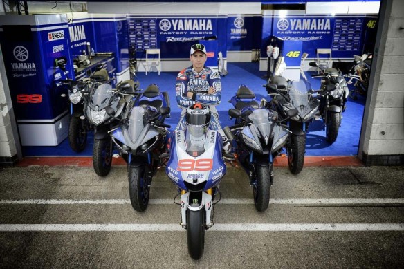 Yamaha Ra mắt R1 và R6 Race Blu 2014 6