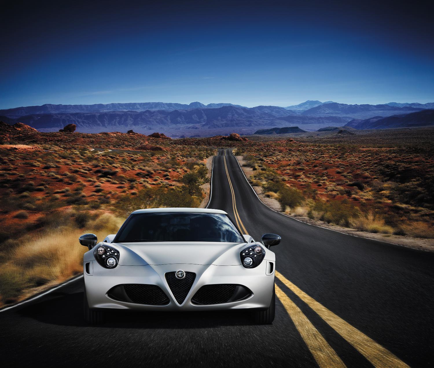 Rò rỉ thông tin Alfa Romeo 4C 2014 1
