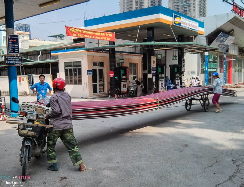 Những hình ảnh về xe máy ở Việt Nam khiến người nước ngoài kinh ngạc 11