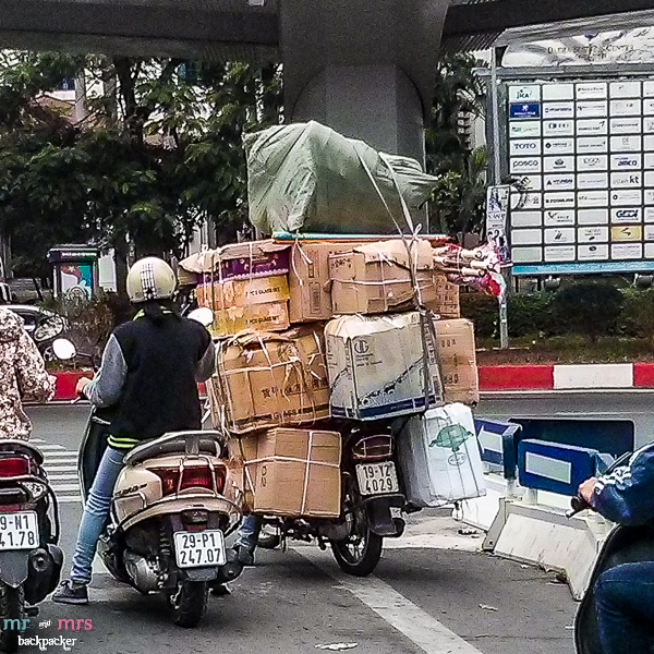 Những hình ảnh về xe máy ở Việt Nam khiến người nước ngoài kinh ngạc 17