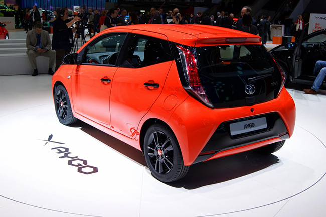 Toyota Aygo 2014: Thiết kế không "đụng hàng" 6
