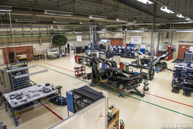 Cận cảnh quá trình hoàn thiện siêu xe Koenigsegg One:1 11