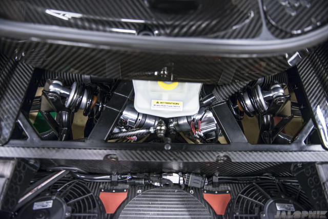 Cận cảnh quá trình hoàn thiện siêu xe Koenigsegg One:1 18