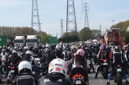 Hàng chục nghìn biker Pháp biểu tình chống luật về tốc độ 2