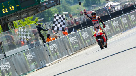 Chặng 5 Moto GP: Marquez lập kỷ lục mới trong GP 2