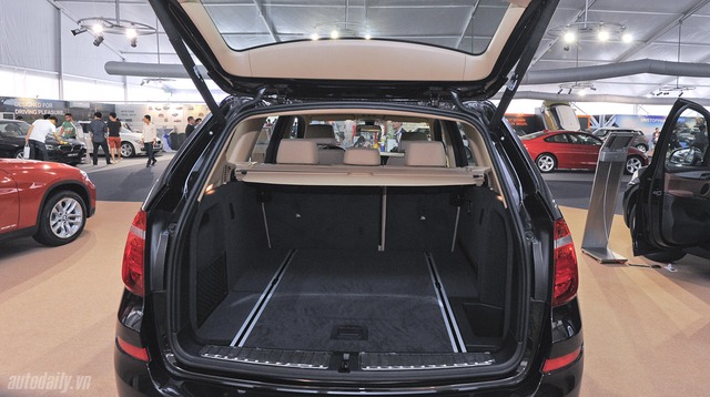 Các chi tiết nội thất bên trong BMW X3 diesel 2014