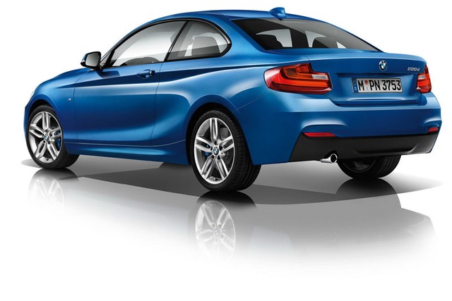 BMW 220d sẽ được bổ sung hệ dẫn động 4 bánh toàn thời gian xDrive tùy chọn.